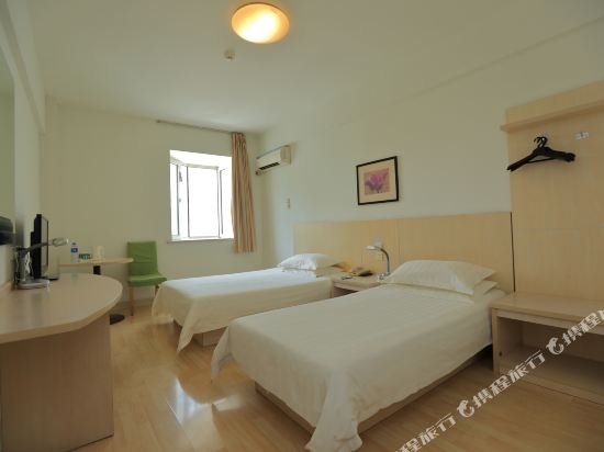 Фото Jinjiang Inn Shijiazhuang Ping'an Street