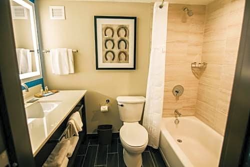 Фото DoubleTree by Hilton Lubbock University Area