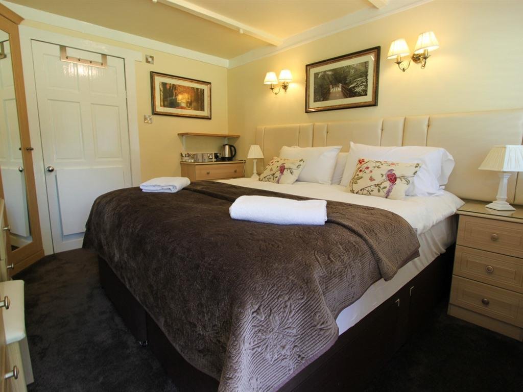 Фото Henley Hotel