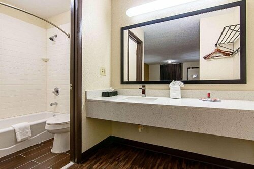 Гостиница Econo Lodge Inn & Suites Matthews - Charlotte