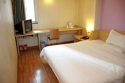 Фото 7 Days Inn Wuhan Shifu Branch