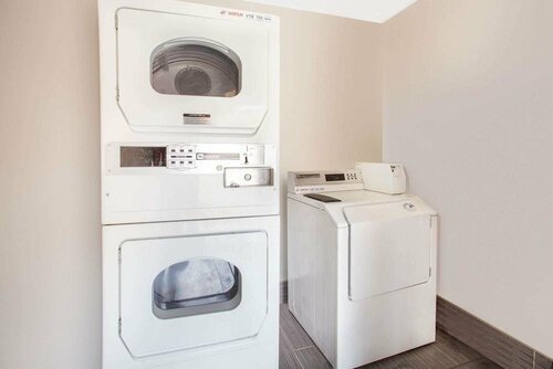 Гостиница Super 8 by Wyndham Las Vegas Nellis Afb Area в Норт-Лас-Вегасе