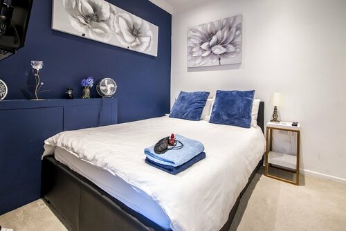 Гостиница Beautiful Rooms Near Excel Center в Лондоне