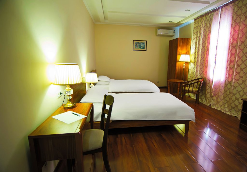 Фото Soluxe Bishkek Hotel