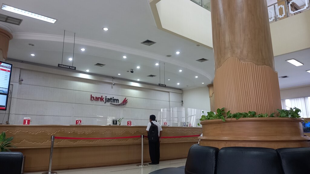 Bank Bank Jatim, Jember, photo