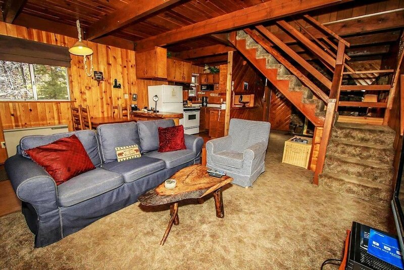 Жильё посуточно Bonita Cabin-1154 by Big Bear Vacations