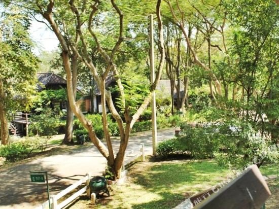 Фото Hilltop Chalet