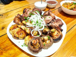 Кафе (stanitsa Azovskaya, Oktyabrskaya ulitsa, 272Б) ، مقهى