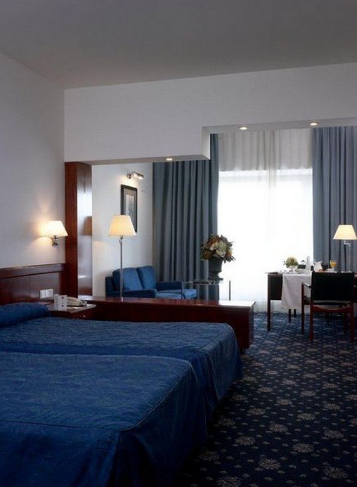 Фото Ac Hotel Diagonal L'Illa by Marriott