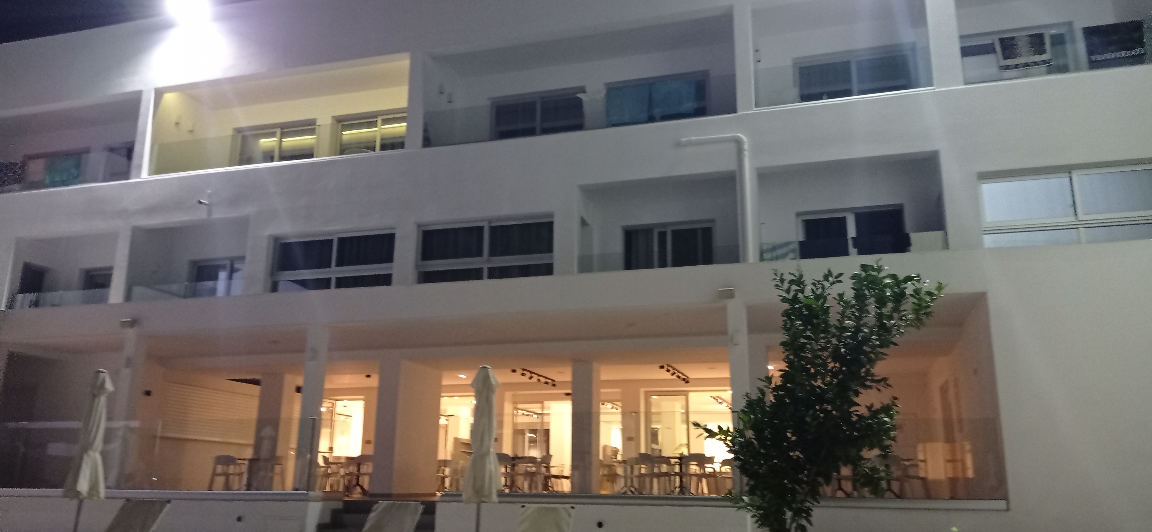 Фото Anthea Hotel Apartments