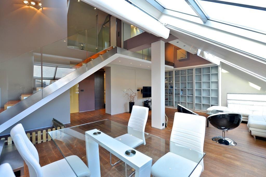 Фото Luxury Apartment in Centre