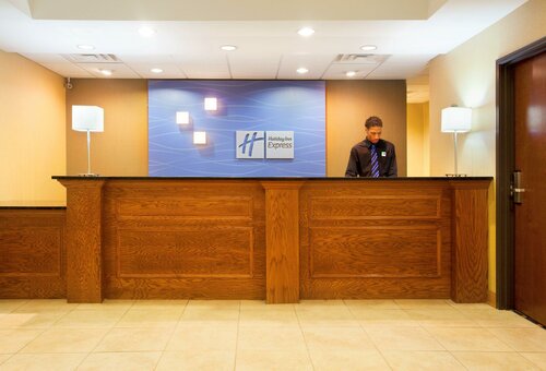 Гостиница Holiday Inn Express Hotel & Suites Chicago South Lansing, an Ihg Hotel