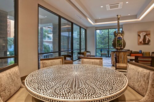 Гостиница Hampton Inn & Suites San Antonio Riverwalk в Сан-Антонио