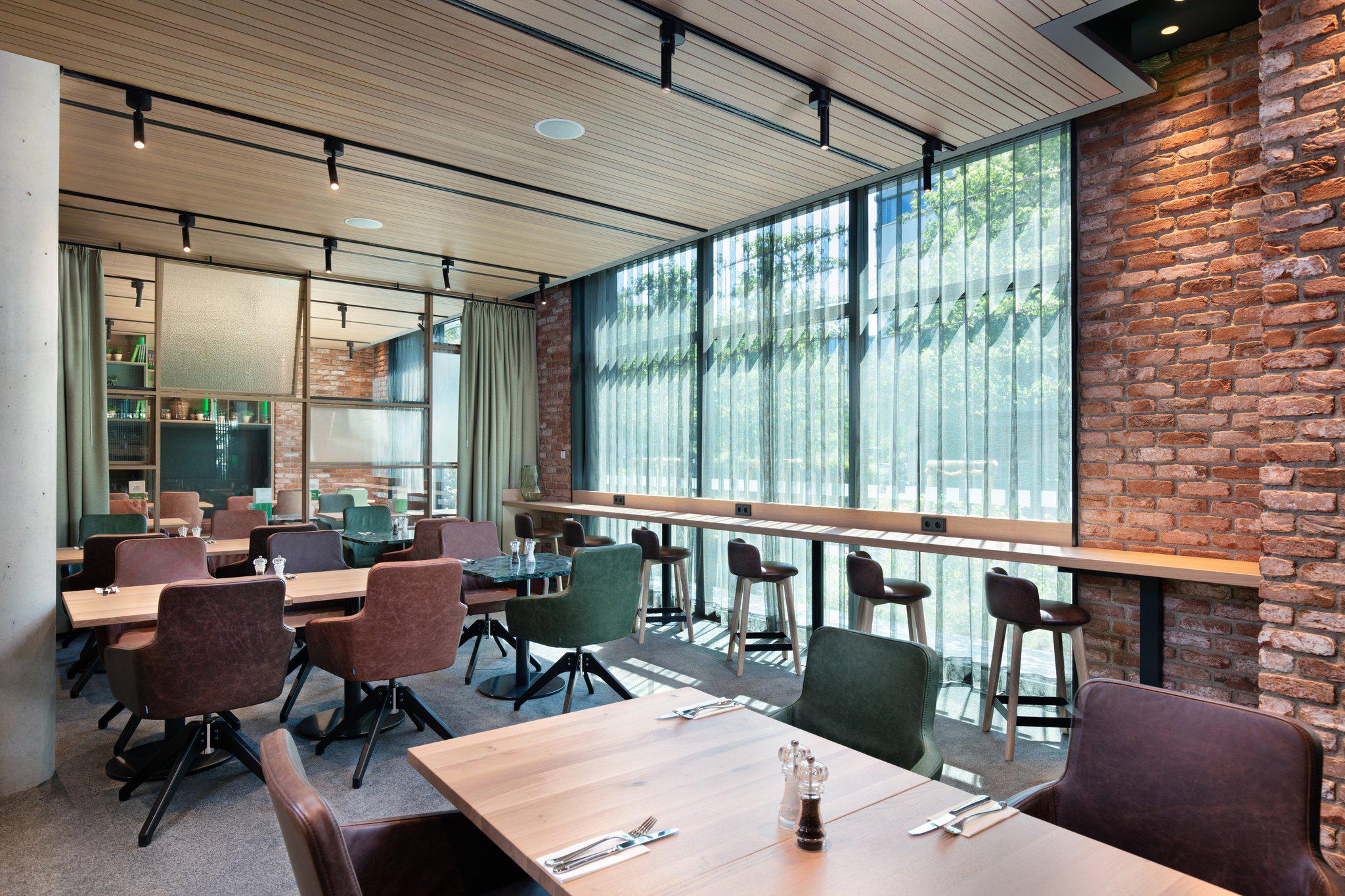 Фото Holiday Inn Osnabrueck