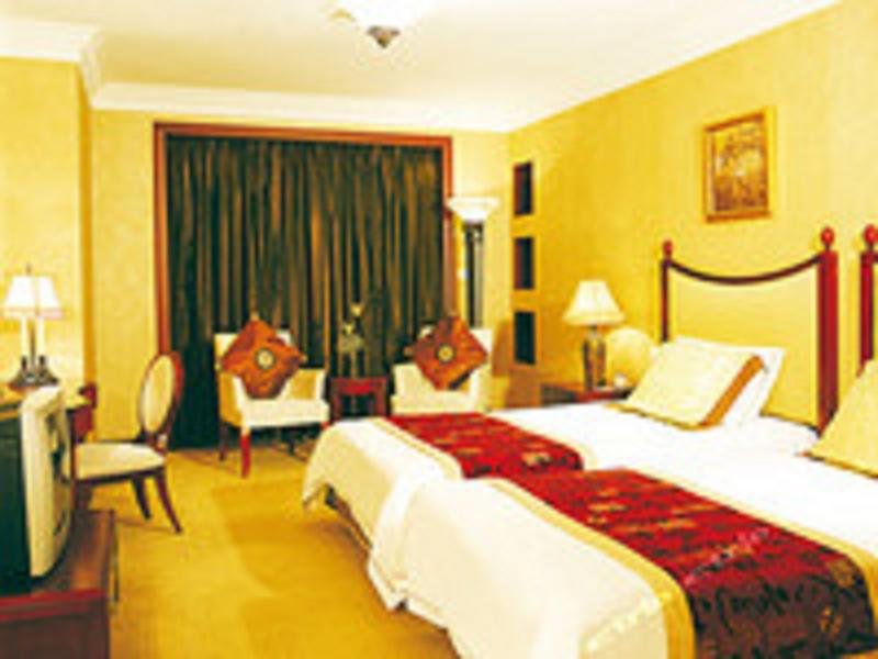 Фото The Bund Riverside Hotel