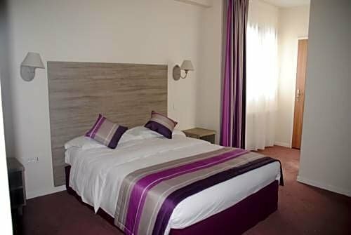 Гостиница Auberge de L'étoile в Рамбуйе