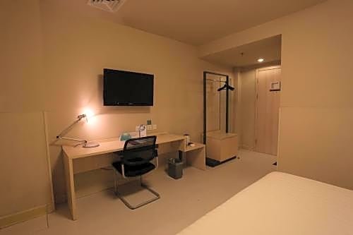 Фото Jinjiang Inn Beijing Wangfujing