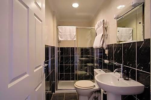 Фото Kings Knoll Hotel