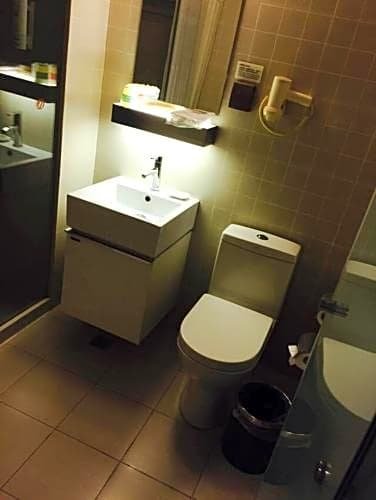 Фото Jinjiang Inn Select Shanghai Chuansha Subway Station