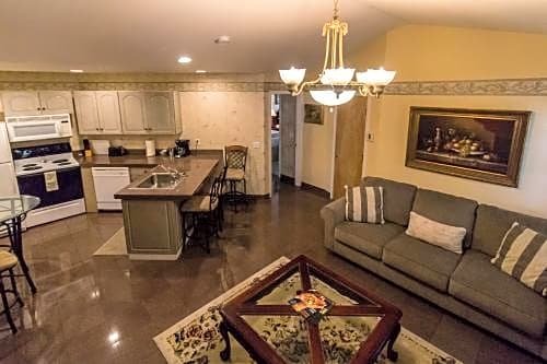 Фото Grass Valley Courtyard Suites