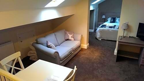 Фото Queens Arms Country Inn