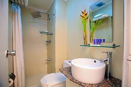 Фото Bsa Suites Makati