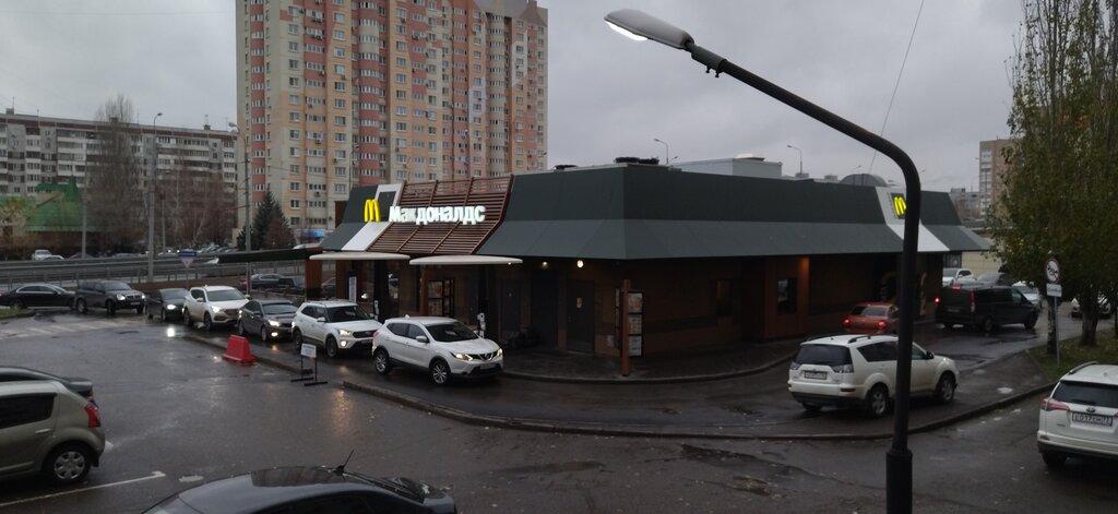 Fast food McDonald's, Kazan, photo