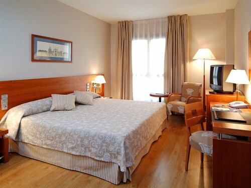 Внешний вид отеля Hotel Vértice Indalo Almería в Альмерии, фото 5