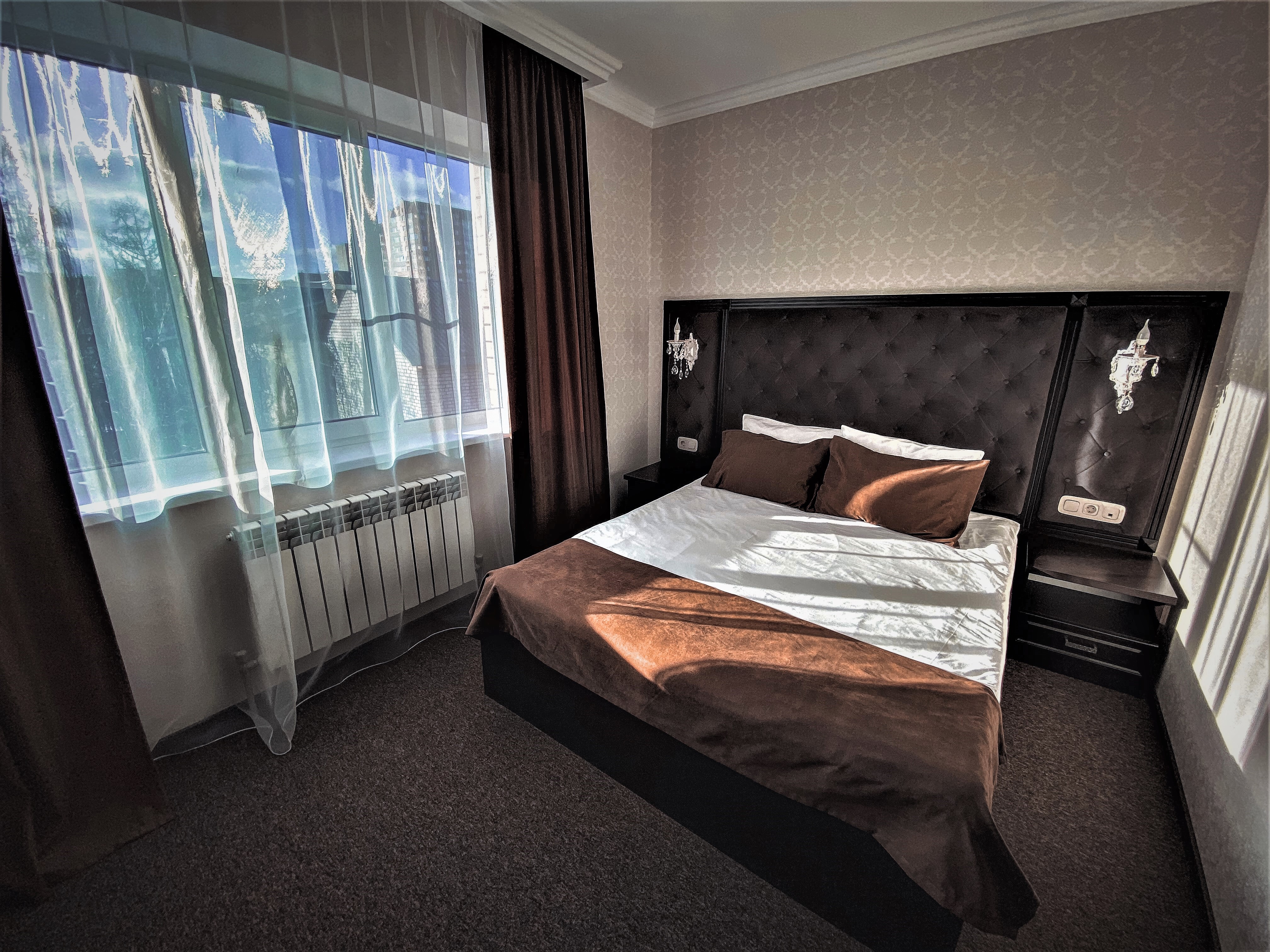 Фото отеля 2