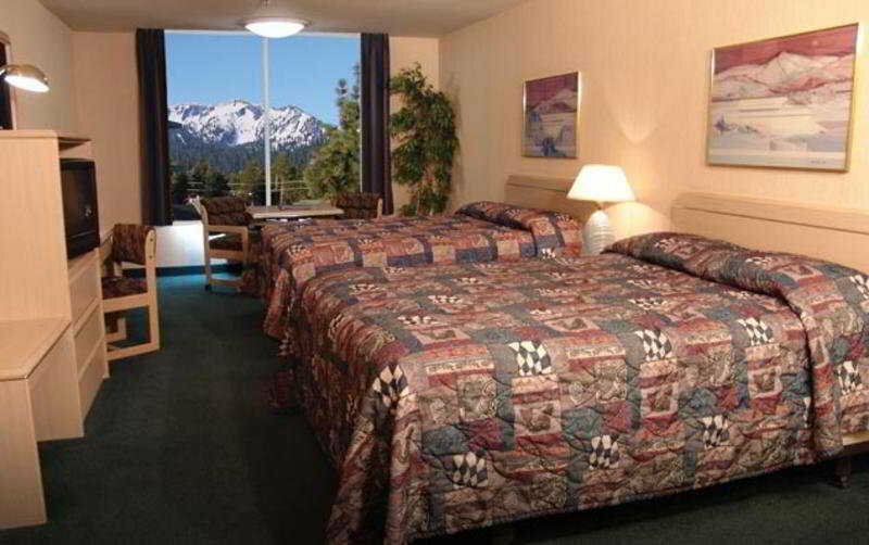 Гостиница Shilo Inns Mammoth Lakes