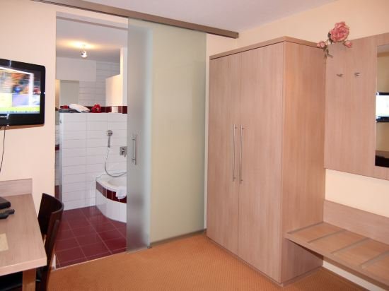 Фото Sporthotel Öhringen