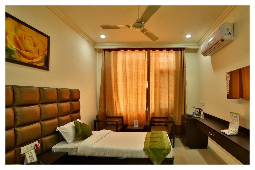 Фото Treebo Trend Dee Intercontinental Near The Golden Temple