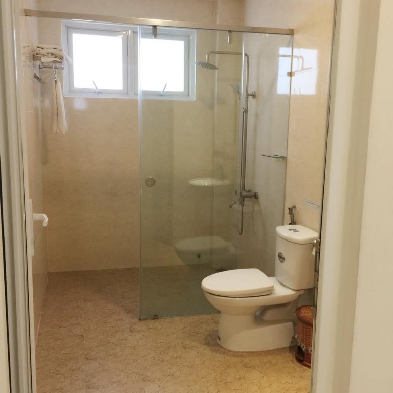 Фото LiLLy Hotel