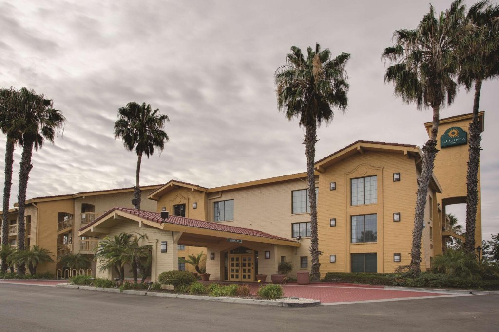 Фото La Quinta Inn by Wyndham Ventura