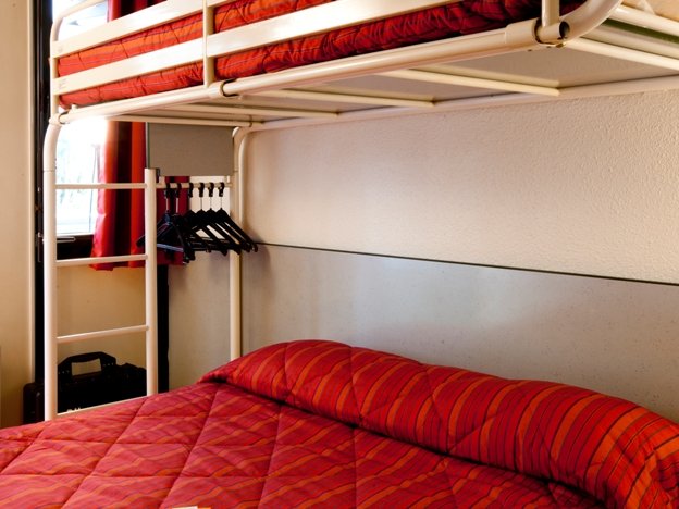 Фото Hotel The Originals Saintes Ouest Recouvrance