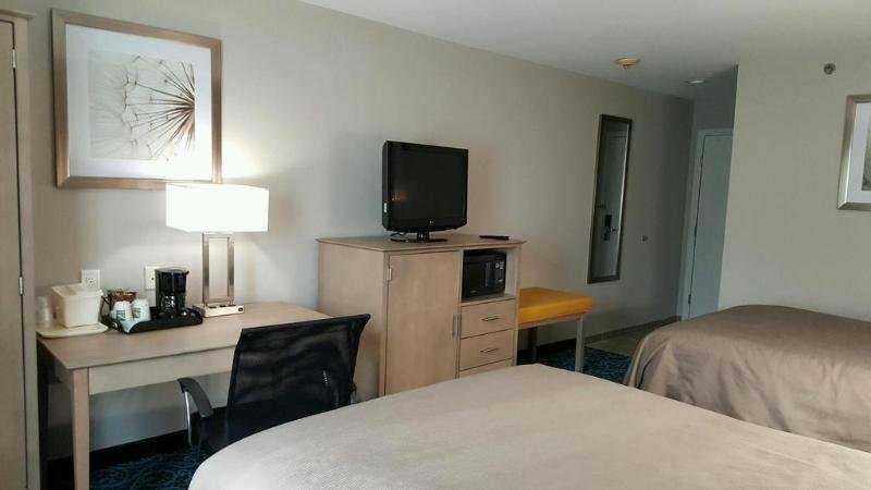 Фото Best Western Milford Inn