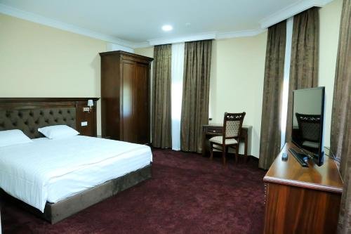 Фото Grand Capital Hotel