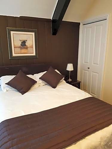 Фото The Old George Inn