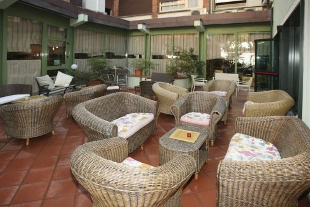 Фото Ambrosiano Hotel