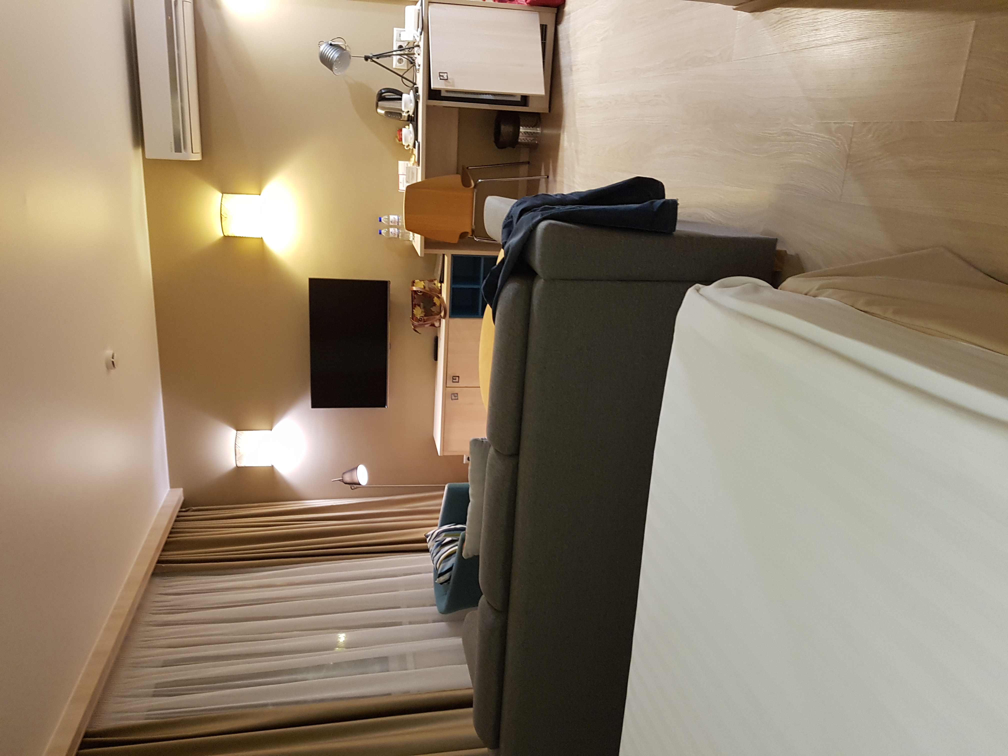 Фото Театральная