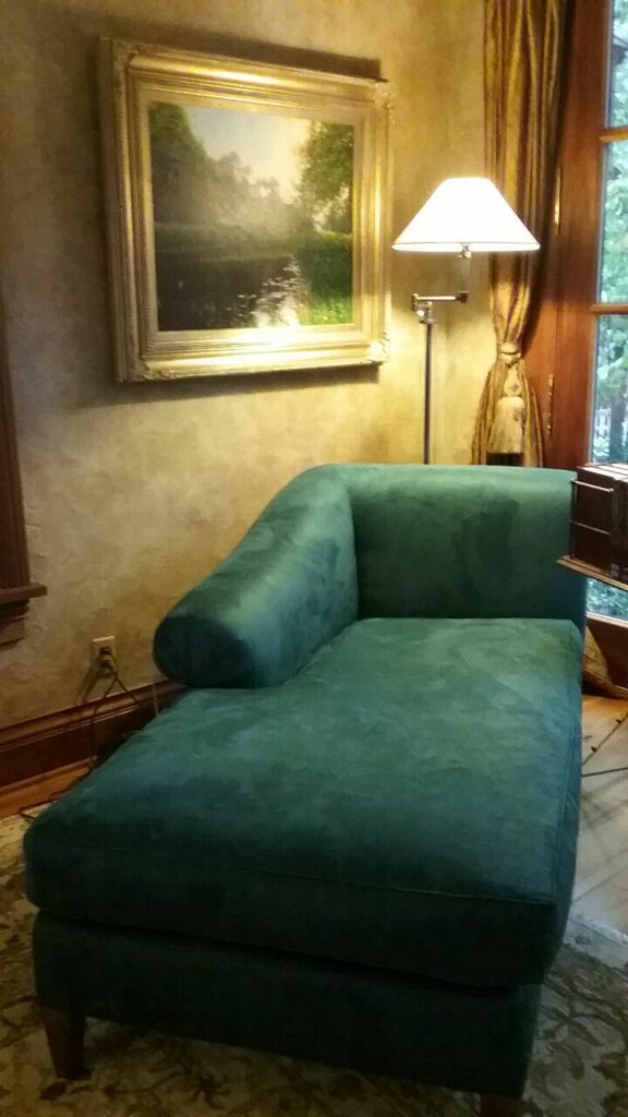 محل أثاث JP's Window Treatments & Upholstery ، ولاية نيويورك، صورة