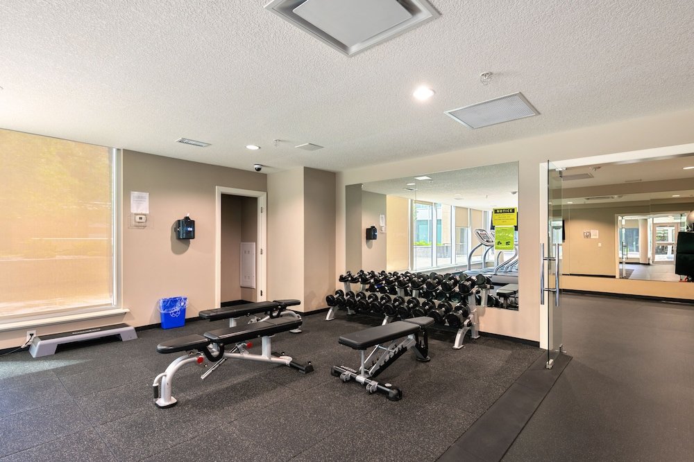 Фото Simply Comfort Modern Downtown Condos