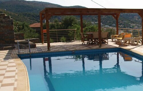 Гостиница Beautiful Home in Milatos, Lasithi With Wifi and 5 Bedrooms