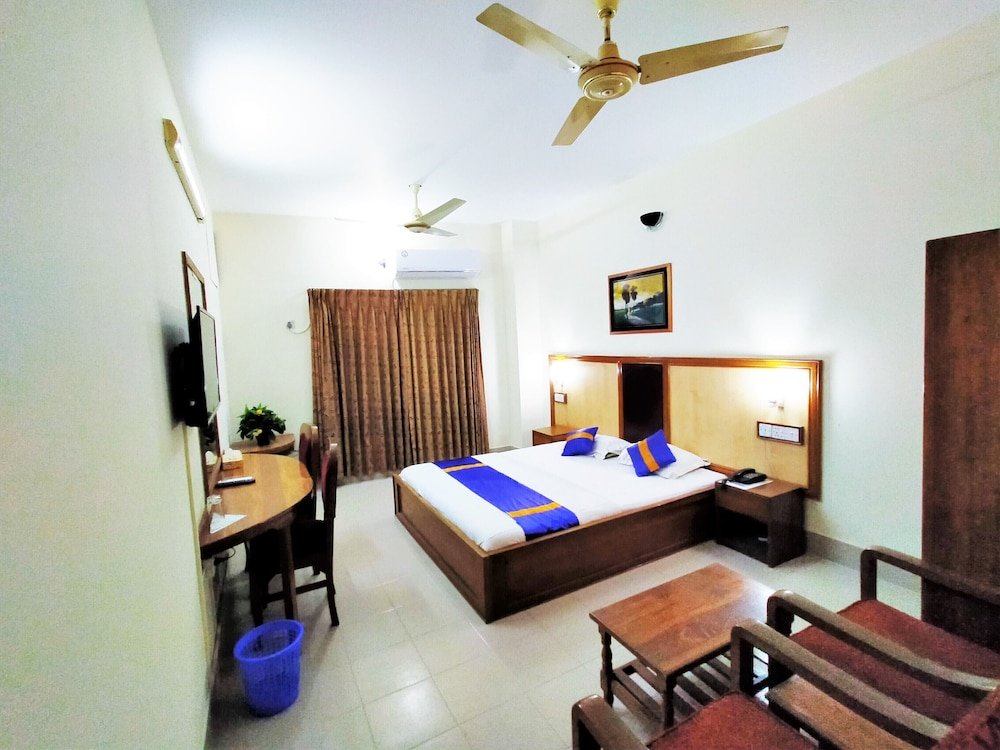 Фото Hotel Supreme