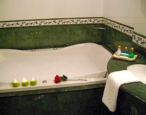 Фото InterTower Hotel