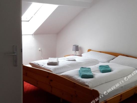 Фото Romantic-Pension Albrecht - Since 1901