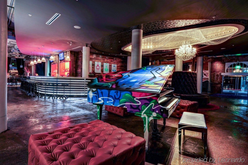 Фото Canvas Hotel Dallas