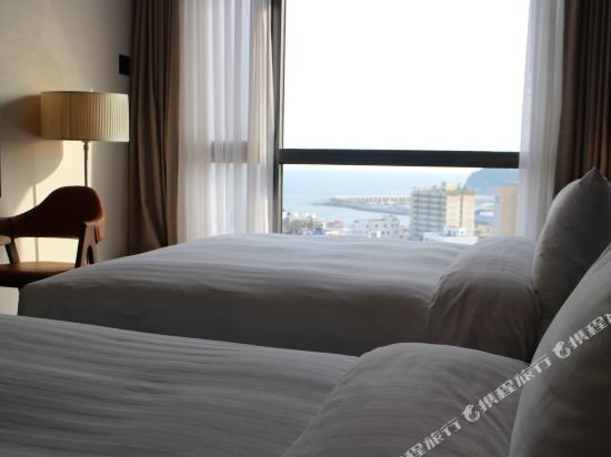 Фото Hotel Golden Daisy Seogwipo Ocean