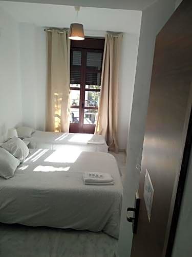 Фото The Spot Central Hostel