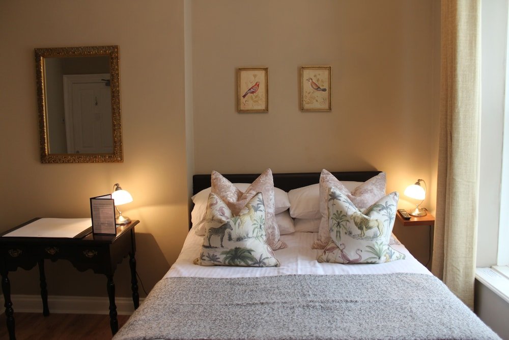 Фото Devon House Guest House